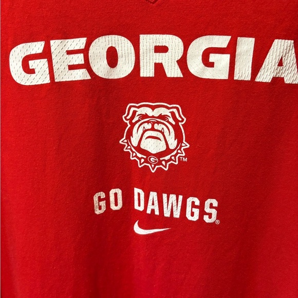 Nike athletic cut Red Georgia “Go Dawg” Dri Fit T-Shirt women’s size XL - Picture 3 of 9